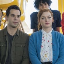 Photo Flash: See Skylar Astin, Jane Levy, & More in a First Look at ZOEY'S…