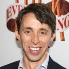 Stage and Screen Star Kevin Cahoon Talks Joining Cast of GLOW for Season 3