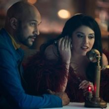 Photos: Apple TV+ Shares First Look at SCHMIGADOON! Season Two