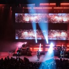 Photo Flash: Keith Urban, Amy Shark, and John Butler Perform at the Grand Opening of 