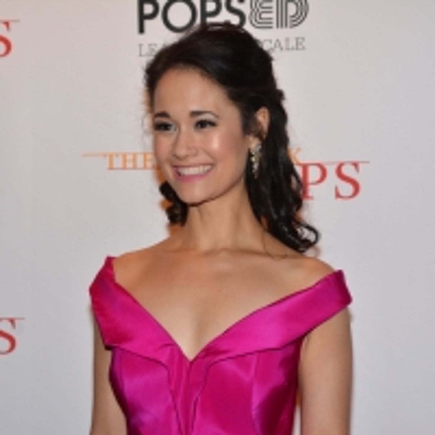 Wake Up With BWW 2/18: Ciara Renee, McKenzie Kurtz, and Ryan McCartan Join FROZEN, and More!  Image