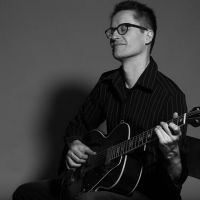 TTT-Klub's February Starts With Visits From Top Guitarists and Black Humor From…