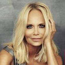 Kristin Chenoweth Will Discuss Her Book 'I'm No Philosopher, But I Got Thoughts' at B