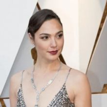 Gal Gadot Will Play the Titular Role in Upcoming CLEOPATRA Film