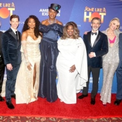 Photos: SOME LIKE IT HOT Cast Strikes a Pose on Opening Night