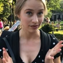 Video: Annie Sherman Goes Busking Before PIAF LIVES At The Green Room 42