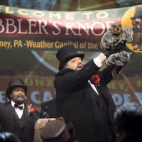 Photos: Inside Look at GROUNDHOG DAY: THE MUSICAL at The Paramount Theatre
