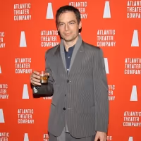 Justin Kirk Joins PERRY MASON Limited Series