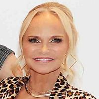 Photos: Kristin Chenoweth, Tituss Burgess & the SCHMIGADOON! Cast Gather in NYC