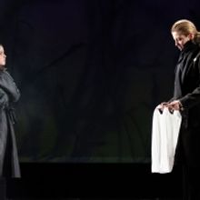 Salzburger Landestheater Presents HELDENPLATZ