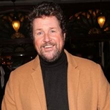 Michael Ball to Star In Reimagined ASPECTS OF LOVE West End Revival