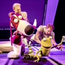 Photo Flash: First Look at OI FROG & FRIENDS! at the Lyric Theatre