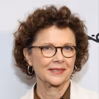 VIRTUALLY SPEAKING With Annette Bening & Pam MacKinnon, NAMT Festival of New…