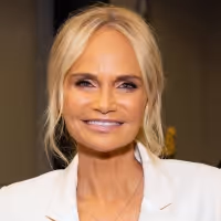 Kristin Chenoweth, Jane Krakowski & More Speakers for Free College Television Summit