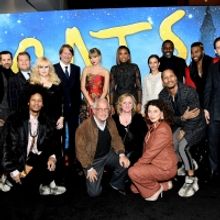 Photo Flash: See Taylor Swift, Jennifer Hudson, James Corden, & More at the Premiere 