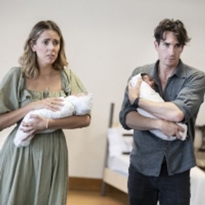 Photos: See Emily Tierney, James Darch &amp; More in Rehearsals for Trevor Nunn-Directed IDENTICAL