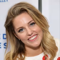 Taylor Louderman and Ato Blankson-Wood Guest Star on DRAMA. Podcast