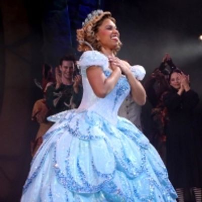 Photos: Brittney Johnson&#039;s First Performance as Full-Time Glinda in WICKED