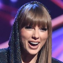 Photos: Taylor Swift, P!NK & More Attend iHeart Radio Music Awards