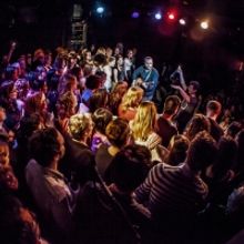 CHOIR!CHOIR!CHOIR! Makes UK and Ireland Debut With 80's Singalong