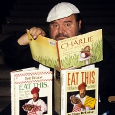 Photo Flashback: Dom DeLuise at a Book Signing in 1991