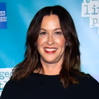 Listen to Alanis Morissette Discuss the Creation of 'You Oughta Know' on THE JUMP…