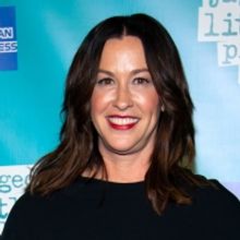 Listen to Alanis Morissette Discuss the Creation of 'You Oughta Know' on THE JUMP…