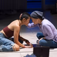 Photos: First Look at the World Premiere of BALD SISTERS at Steppenwolf Theatre…