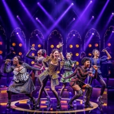 PHOTO: First Look at the All New Queens of SIX in the West End