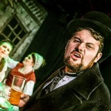 Photo Flash: First Look at A PISSEDMAS CAROL at Leicester Square Theatre