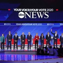 Photo Flash: See Photos from Tonight's Democratic Debate on ABC