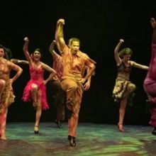 Photo Flash: GUYS AND DOLLS at Broadway at Music Circus