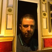 Philadelphia Fringe Favorite Thaddeus Phillips Travels The World In ZOO MUNDO