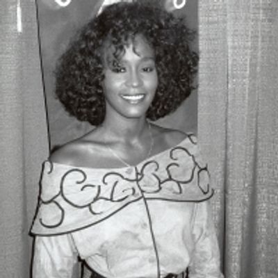 Naomi Ackie Will Play Whitney Houston in Biopic I WANNA DANCE WITH SOMEBODY