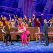 VIDEO: Reese Witherspoon Shares Inspiring Message with the Cast of LEGALLY BLONDE at