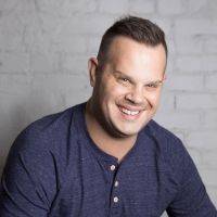 Andrew Levitt AKA Nina West Will Return to the National Tour of HAIRSPRAY