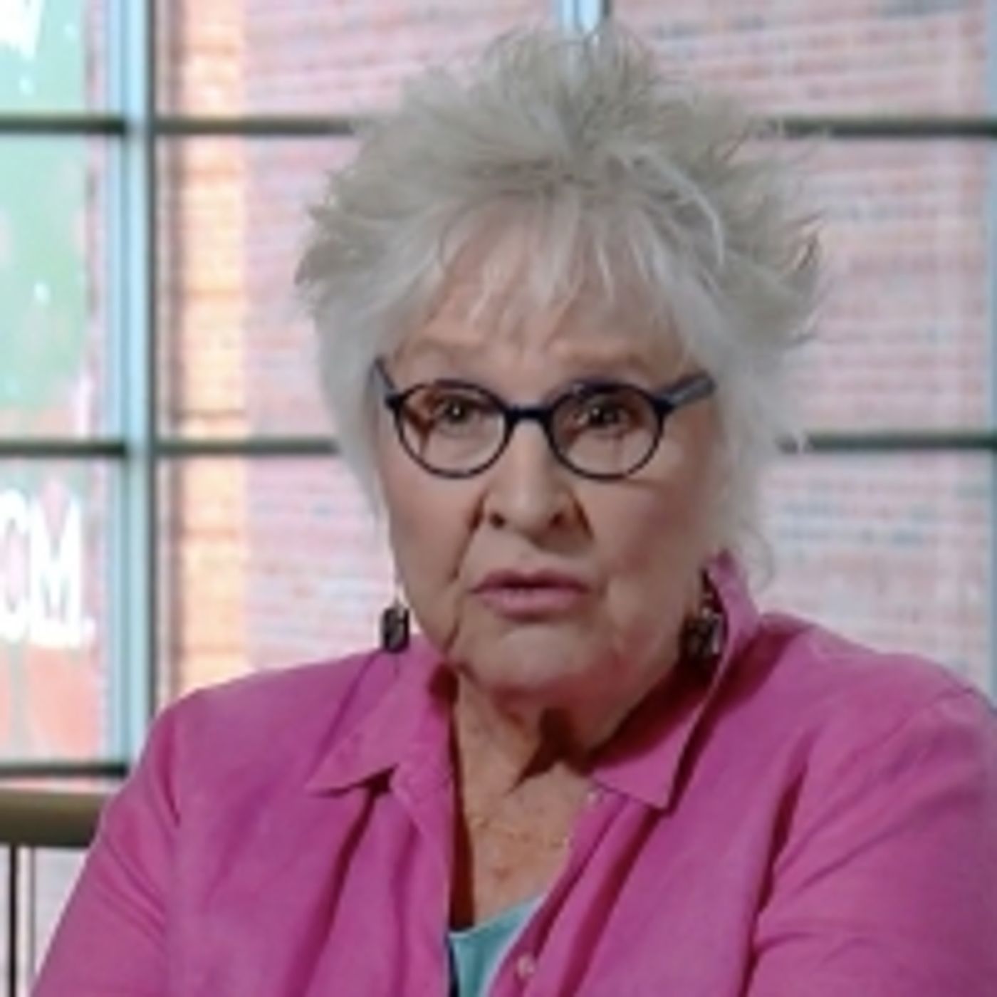 Wake Up With BWW 7/27: First Look at EVERYBODY'S TALKING ABOUT JAMIE Film, and More!  Image