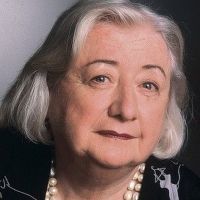 Broadway Theatres Will Dim Lights March 29 in Memory of Liz McCann