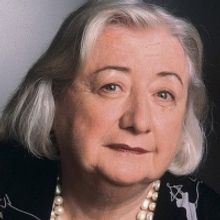 Broadway Theatres Will Dim Lights March 29 in Memory of Liz McCann