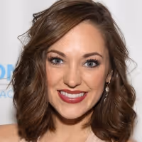 BWW Interview: Laura Osnes Shares Behind the Scenes Moments, Favorite Performances &…