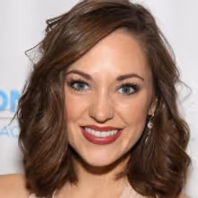 BWW Interview: Laura Osnes Shares Behind the Scenes Moments, Favorite Performances & More About R&H GOES POP!