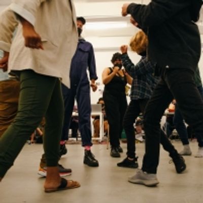 Photos: See Linda Lavin, Daniel K. Isaac &amp; More in Rehearsals for YOU WILL GET SICK at Roundabout Theatre Company