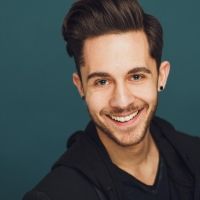 Mike Wartella joins DUETS: The Concert Series Volume 8 at Feinstein's/54 Below