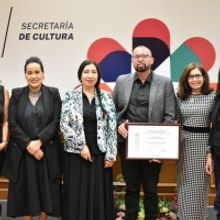 Recibe Omar Millán González El Premio Bellas Artes De Crónica Literaria Carlos Mon
