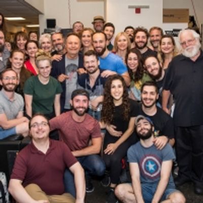 Photo Flash: Billy Crystal Visits FIDDLER ON THE ROOF in Yiddish