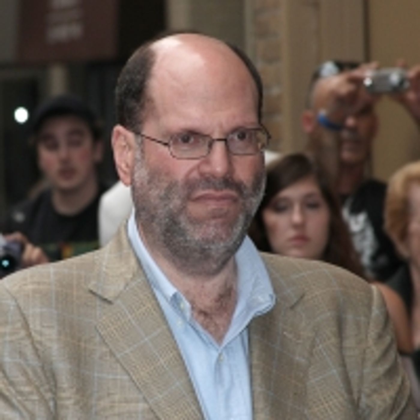 Wake Up With BWW 4/9: Broadway Vaccination Site Opens Next Week, and More!  Image