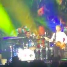 VIDEO: Paul McCartney Brings Ringo Starr on Stage During Concert in LA
