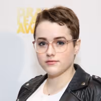 Get a First Listen to Caitlin Kinnunen on ANXIETY AND THE ARTIST Podcast
