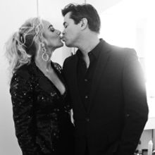 Photos: See Betsy Wolfe & Andrew Rannells at The Green Room 42