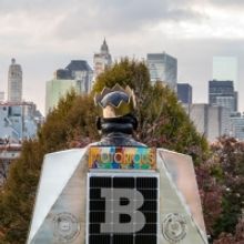 Sculpture Honoring Hip-Hop Legend Notorious B.I.G. Opens In Dumbo At Entrance To Broo